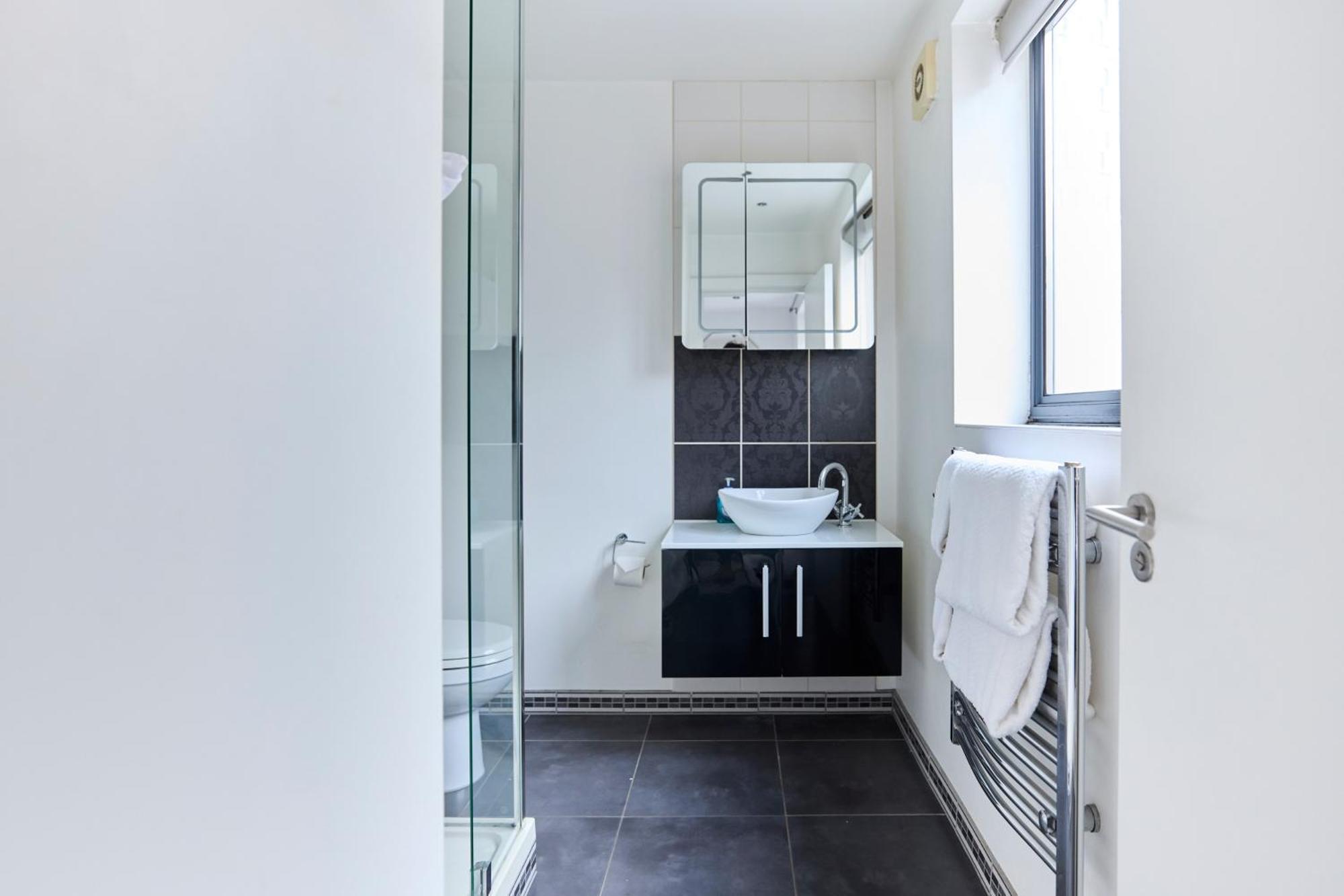 The Shoreditch Retreat - Inviting 2bdr * Londra